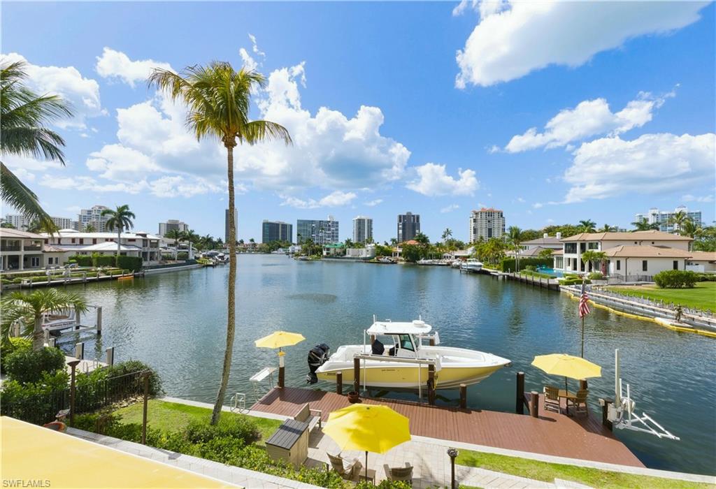 PARK SHORE - Residential