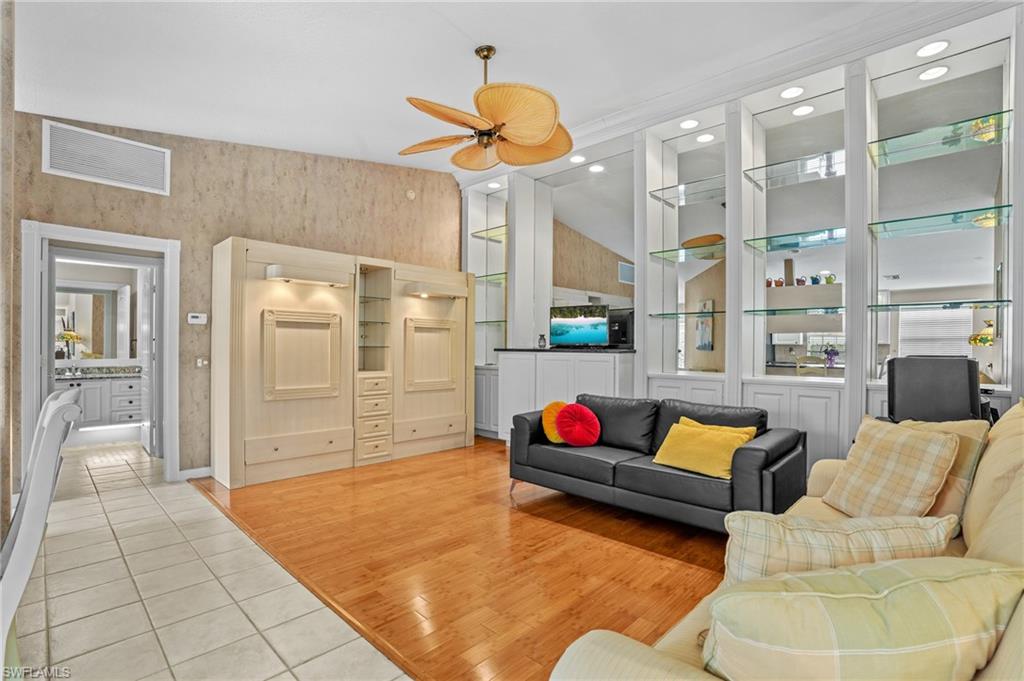 4588 Pasadena CT