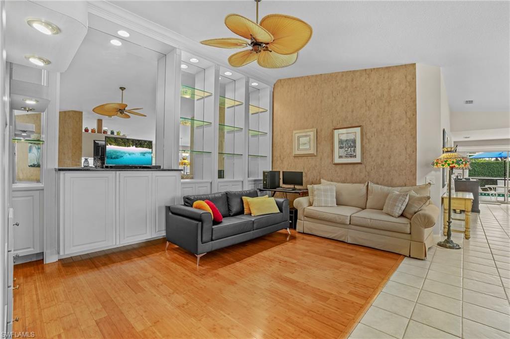 4588 Pasadena CT