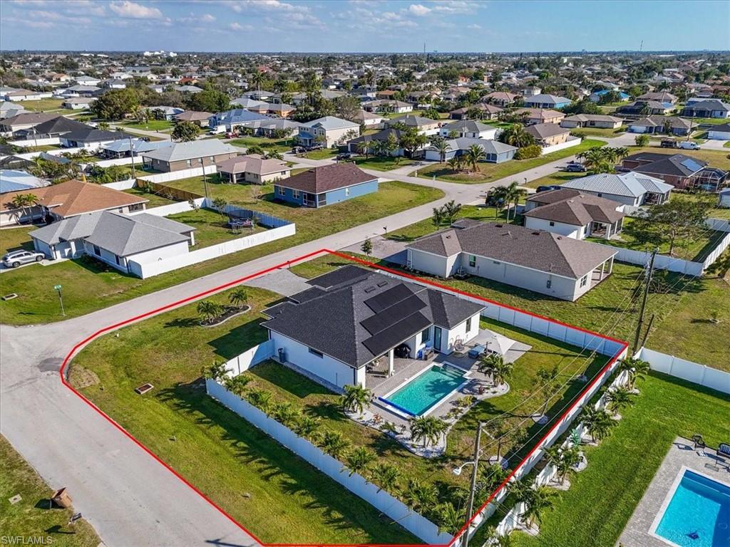 CAPE CORAL - Residential