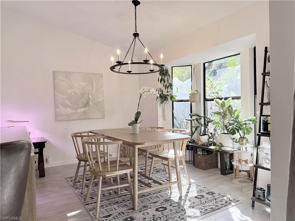 VILLAS FIVE - Residential