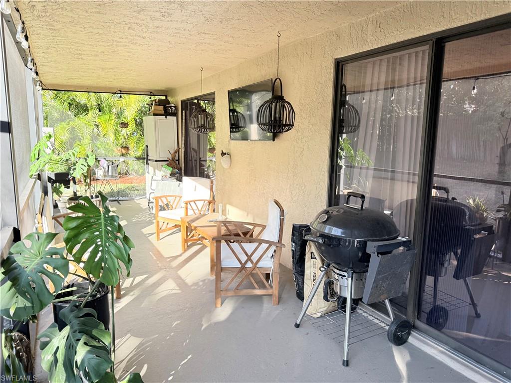 VILLAS FIVE - Residential