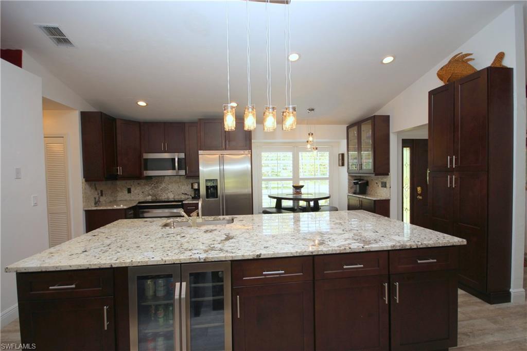 BASS POINT - Residential