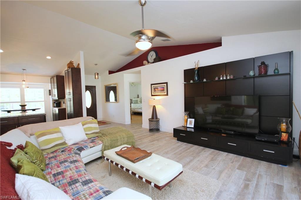 BASS POINT - Residential