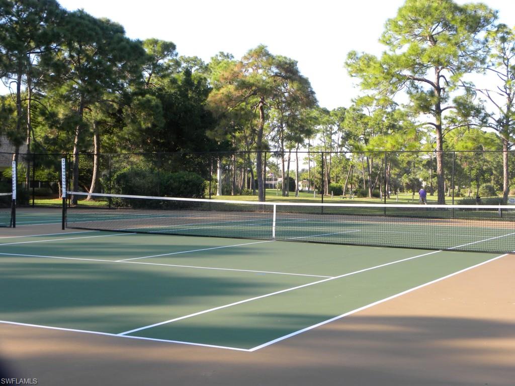 FOUNTAIN LAKES - Residential