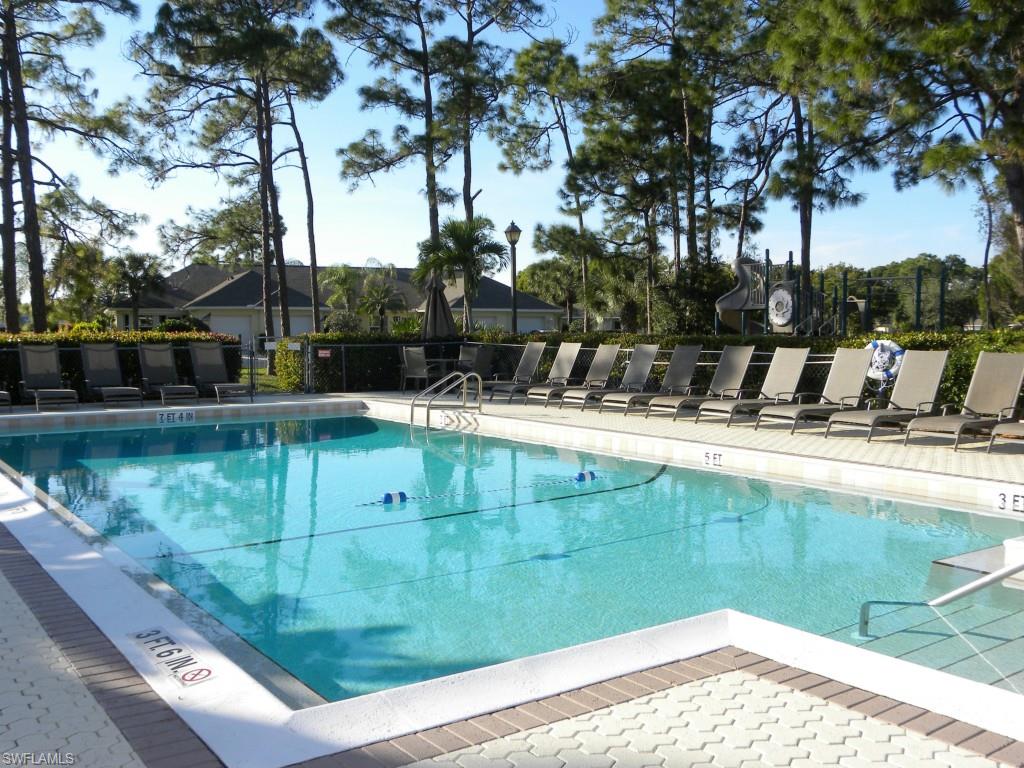 FOUNTAIN LAKES - Residential