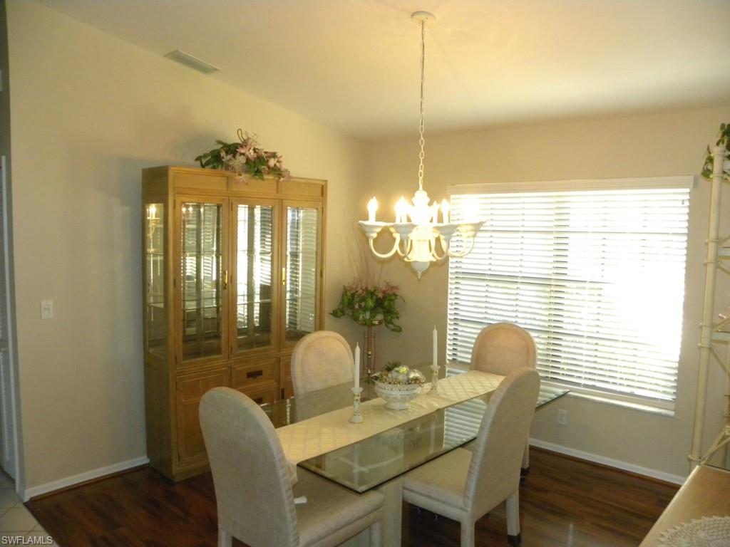 FOUNTAIN LAKES - Residential