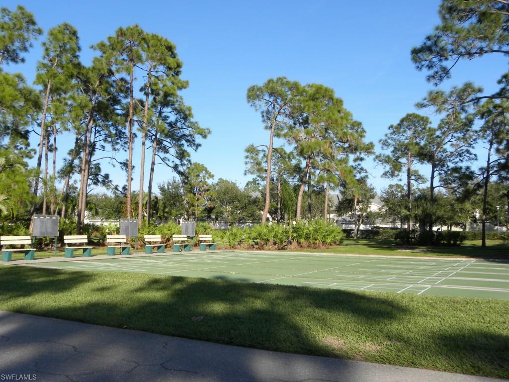 FOUNTAIN LAKES - Residential