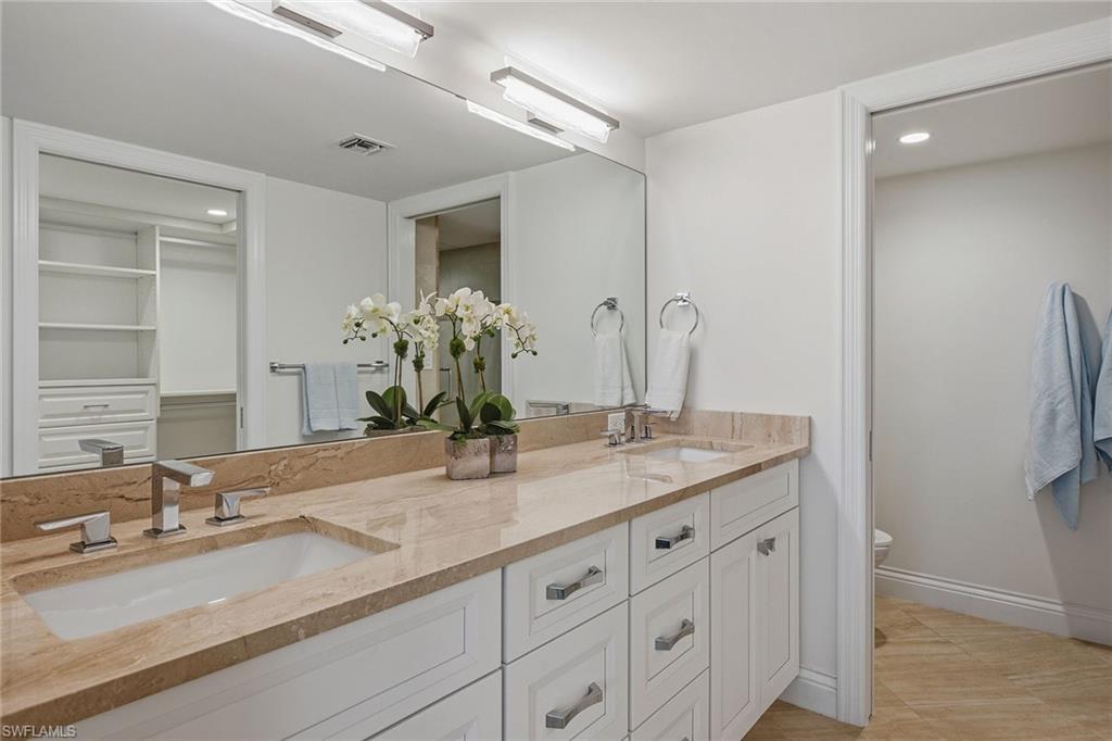 ST KITTS - Residential