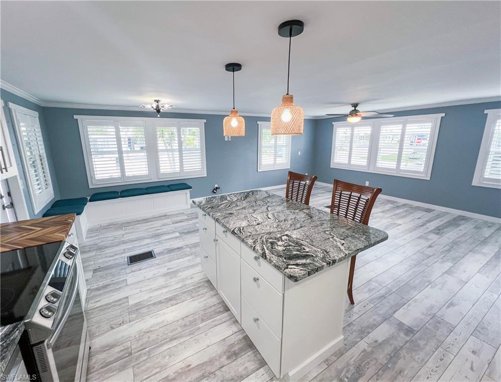 BAYSIDE ESTATES - Residential