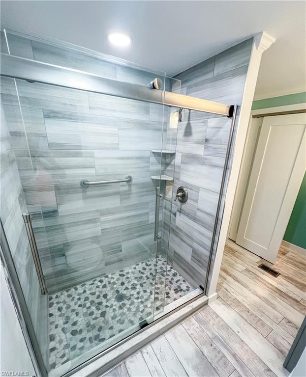 BAYSIDE ESTATES - Residential