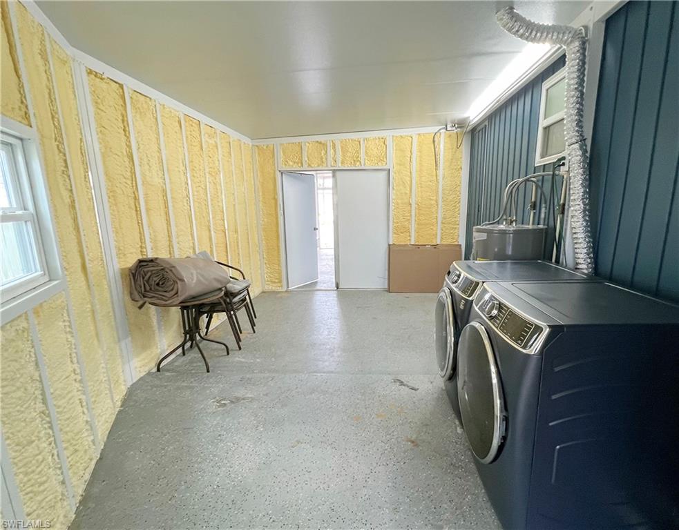 BAYSIDE ESTATES - Residential