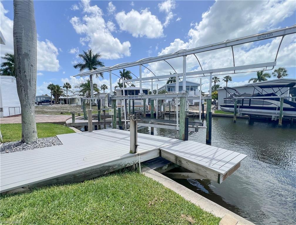 BAYSIDE ESTATES - Residential