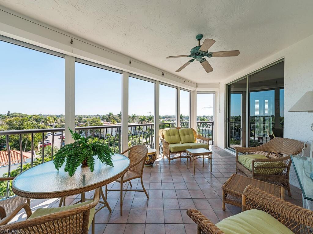 VIA DELFINO - Residential