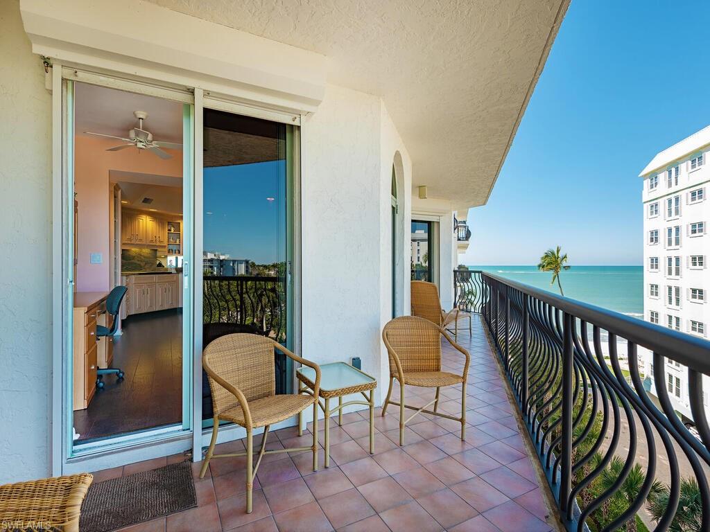 VIA DELFINO - Residential