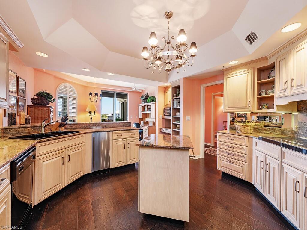 VIA DELFINO - Residential