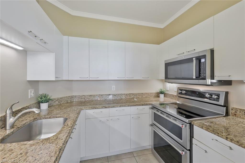 93 Silver Oaks CIR 3-101