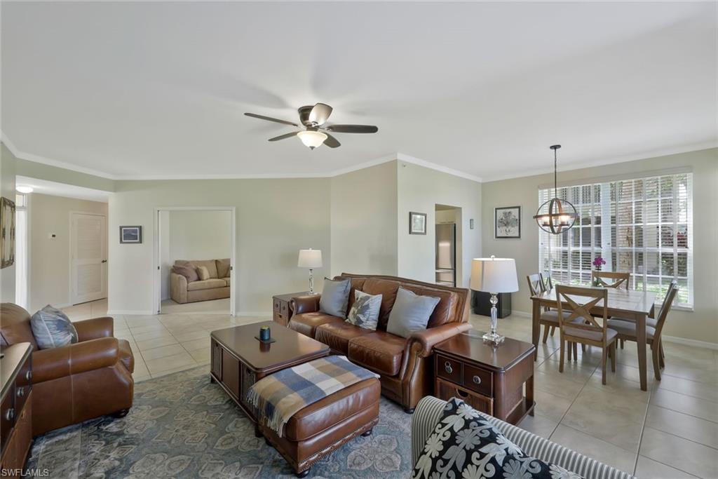 93 Silver Oaks CIR 3-101