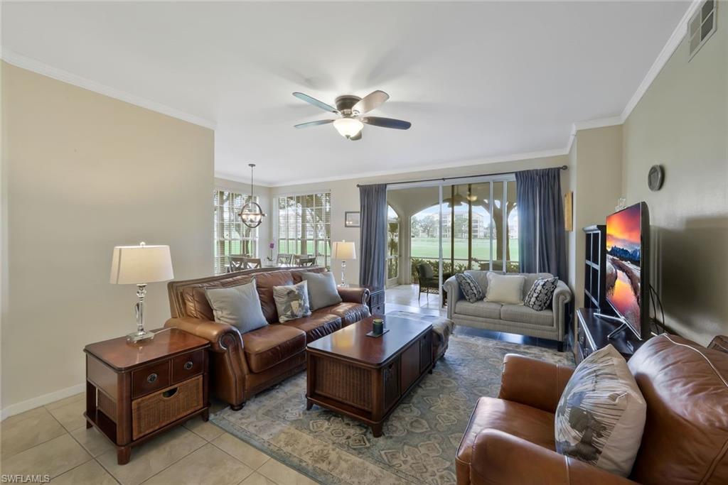 93 Silver Oaks CIR 3-101