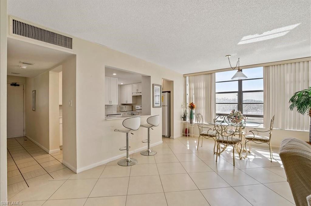 SOUTH SEAS - Residential