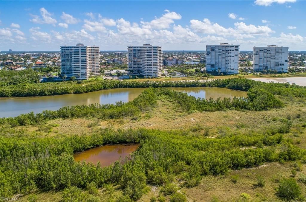 SOUTH SEAS - Residential