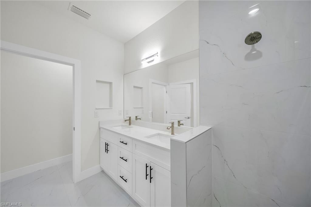 PORT CHARLOTTE - Residential