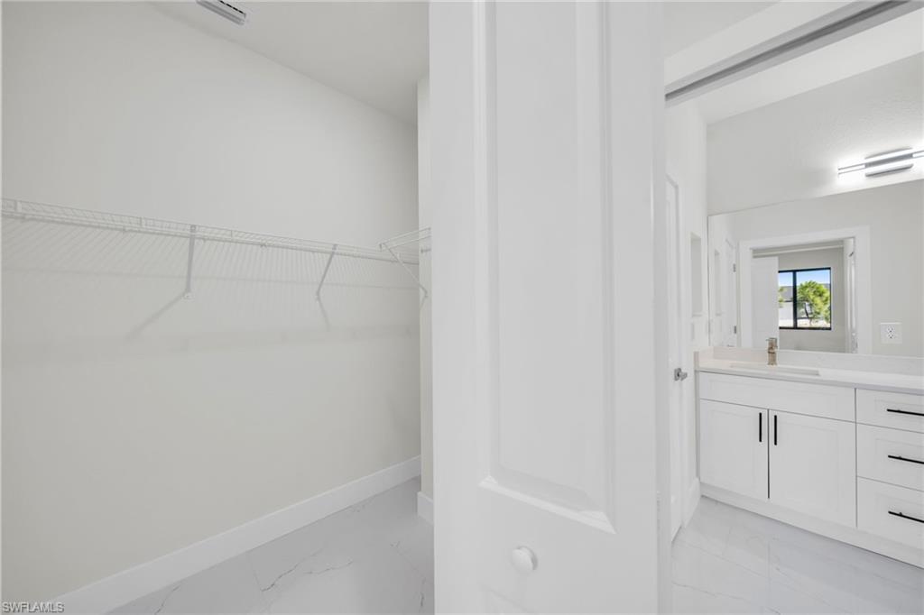 PORT CHARLOTTE - Residential