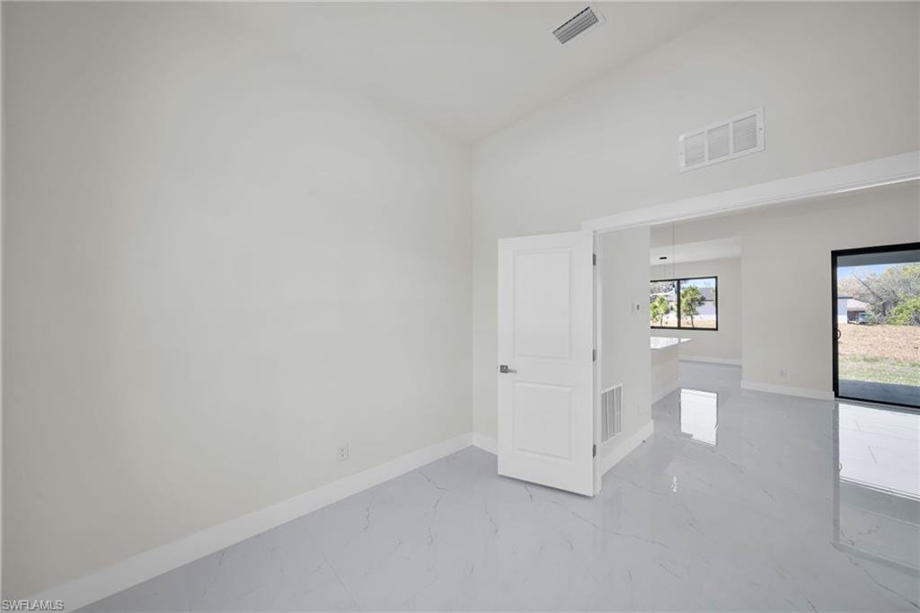 PORT CHARLOTTE - Residential