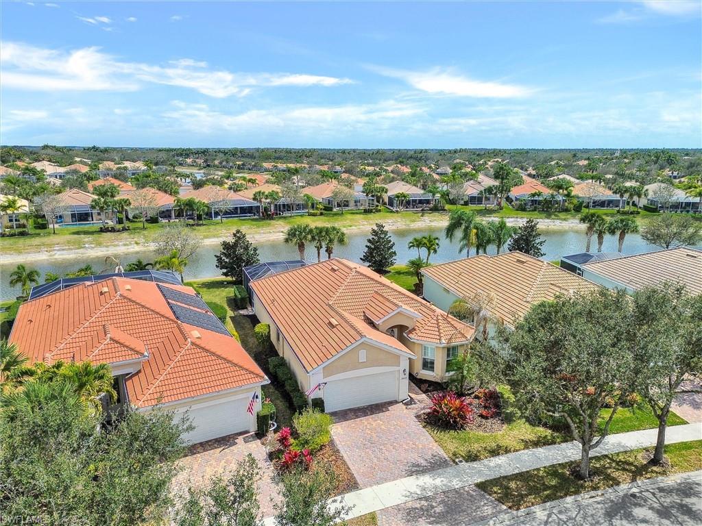 VILLAGE WALK OF BONITA SPRINGS - Residential