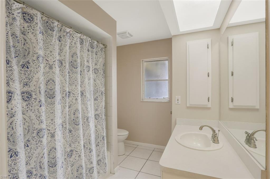 SAN CARLOS PARK - Residential