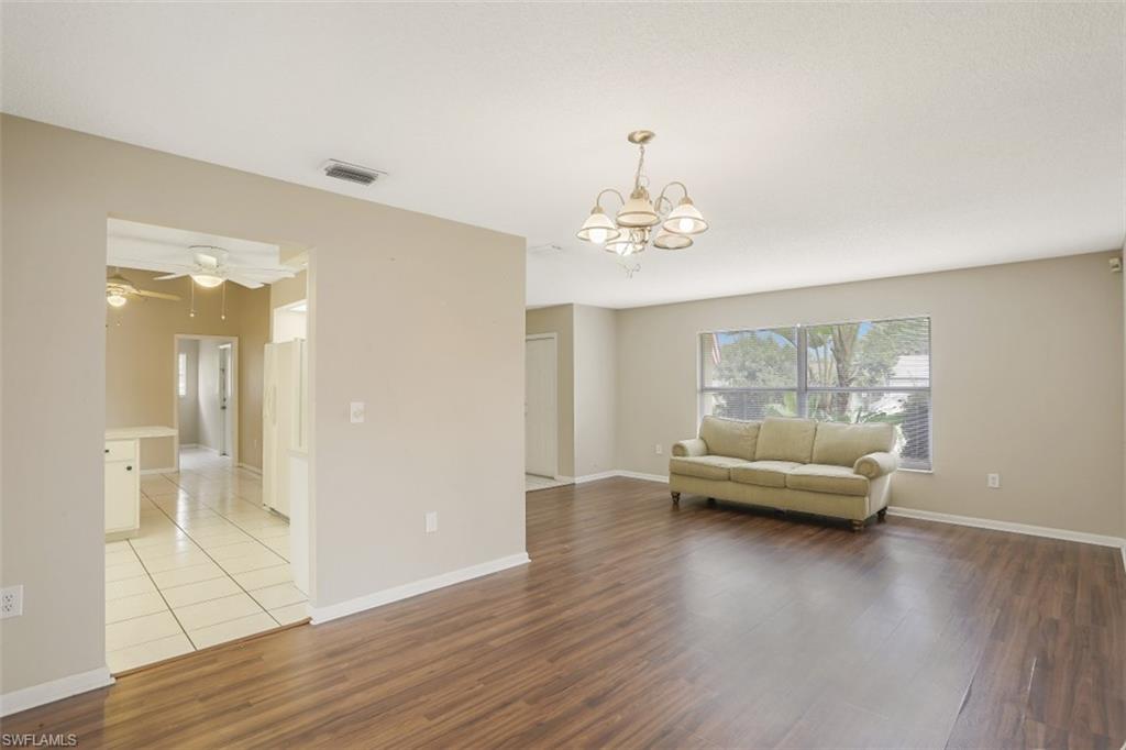 SAN CARLOS PARK - Residential