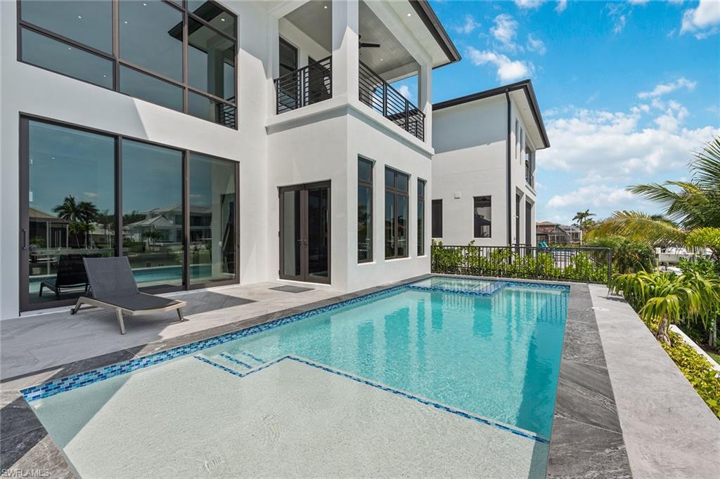 MARCO ISLAND - Residential