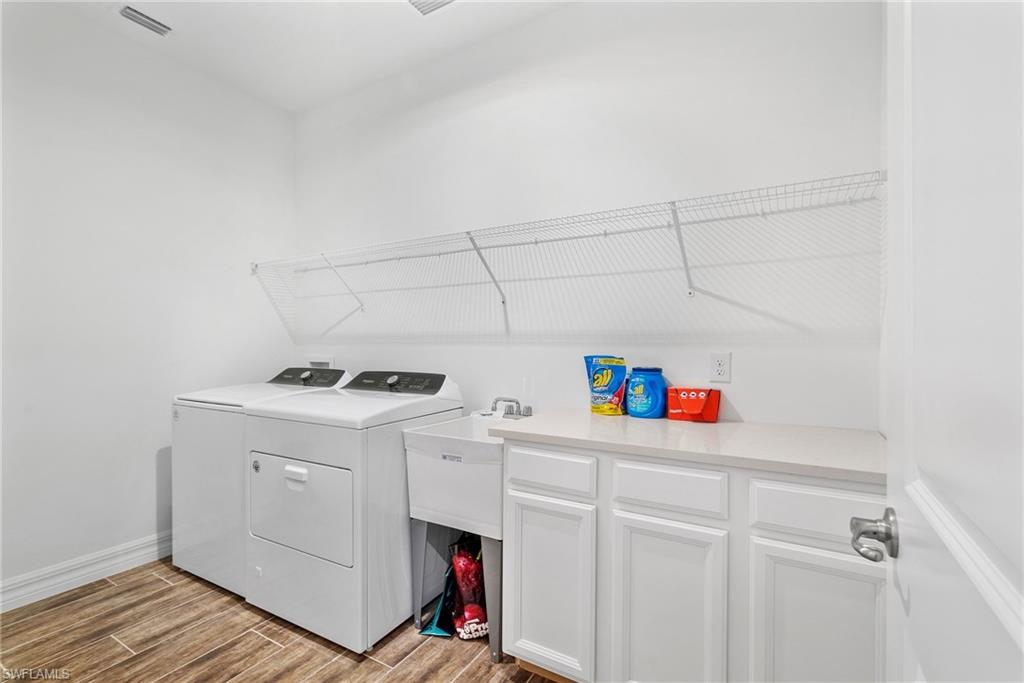 LAKE BABCOCK - Residential