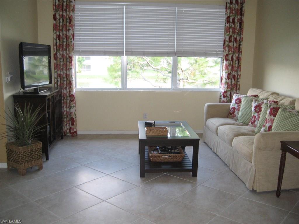 VILLAGES OF BONITA CONDO - Residential