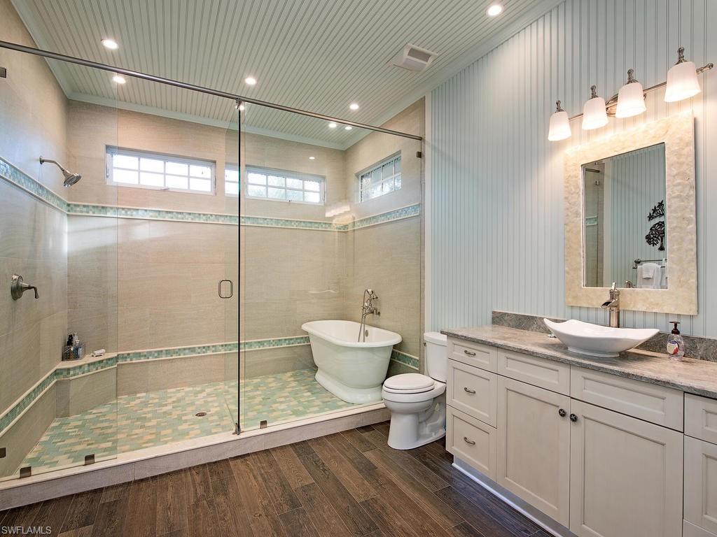 MARCO BEACH - Residential