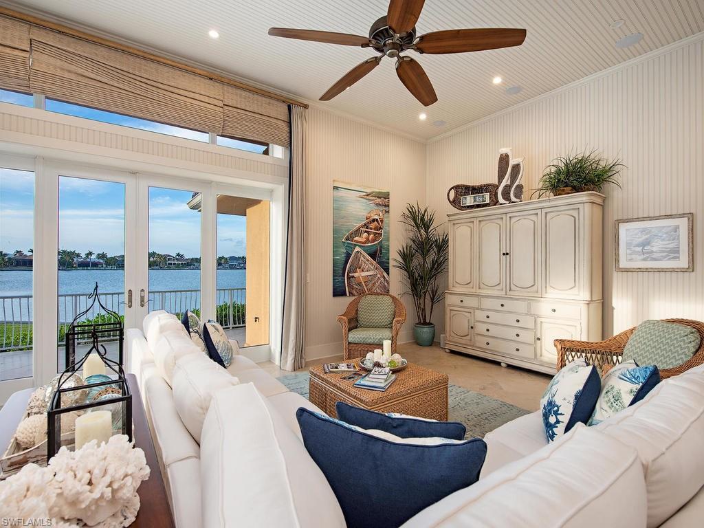 MARCO BEACH - Residential