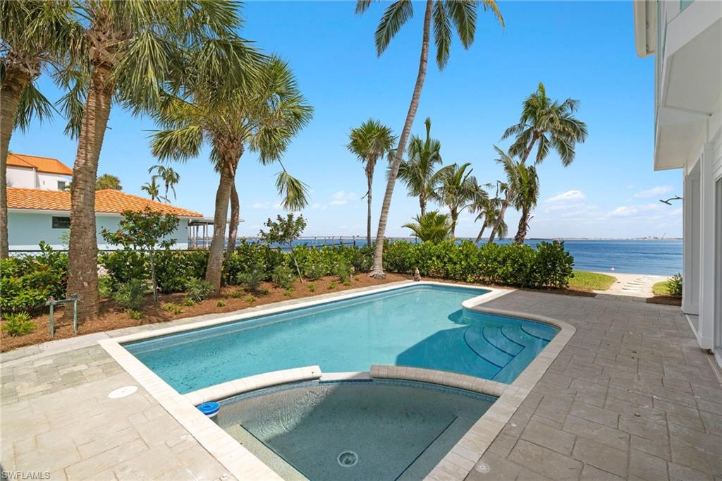SANIBEL ESTATES - Residential