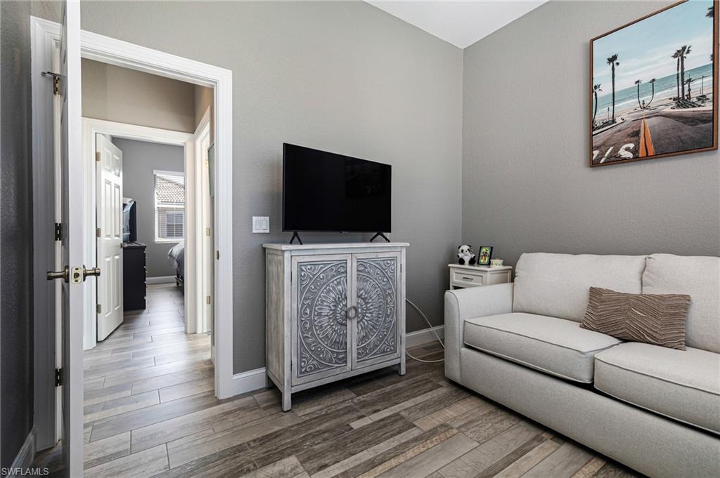 DEL VERA COUNTRY CLUB - Residential