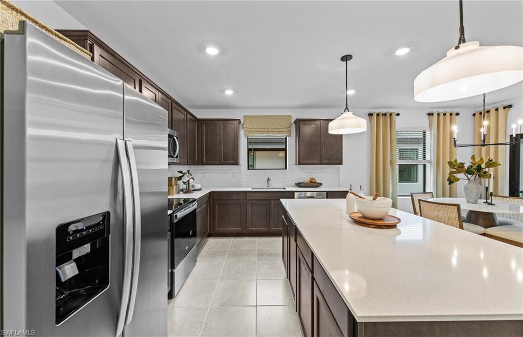 CALOOSA COVE - Residential