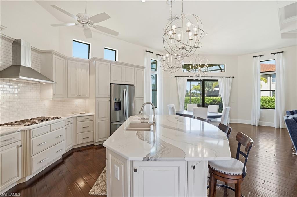 14299 Royal Harbour CT