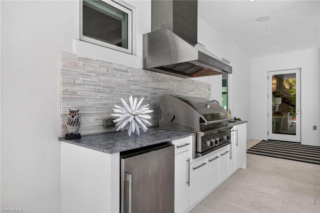 OLDE NAPLES - Residential