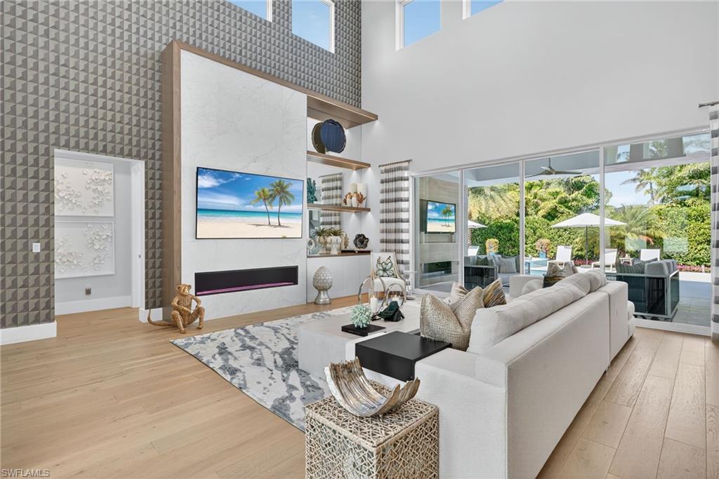 OLDE NAPLES - Residential