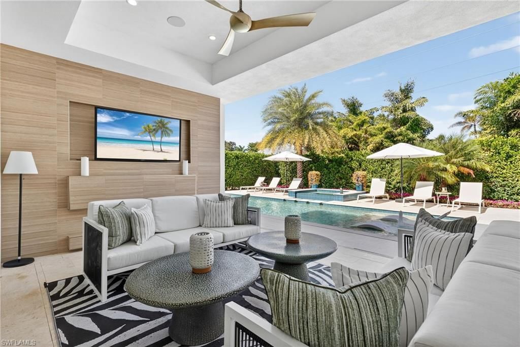 Photo of 405 7TH AVE N, NAPLES, FL 34102 (MLS # 225077814)