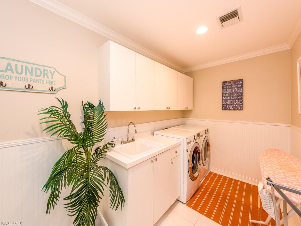 MARCO BEACH - Residential