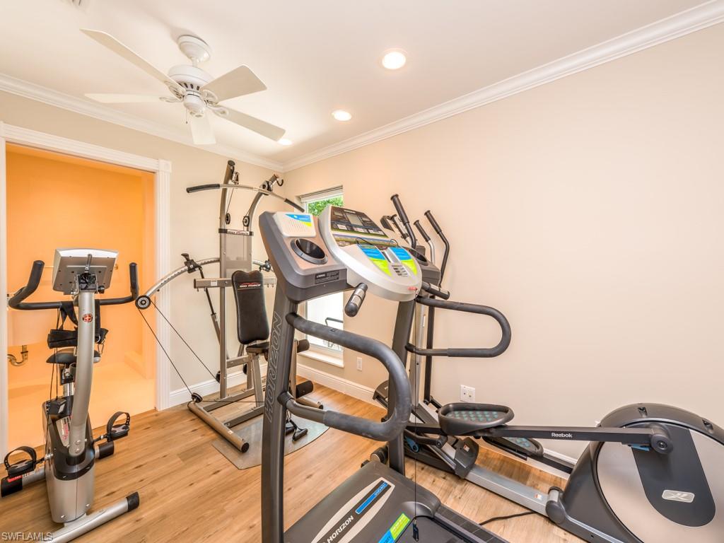 MARCO BEACH - Residential