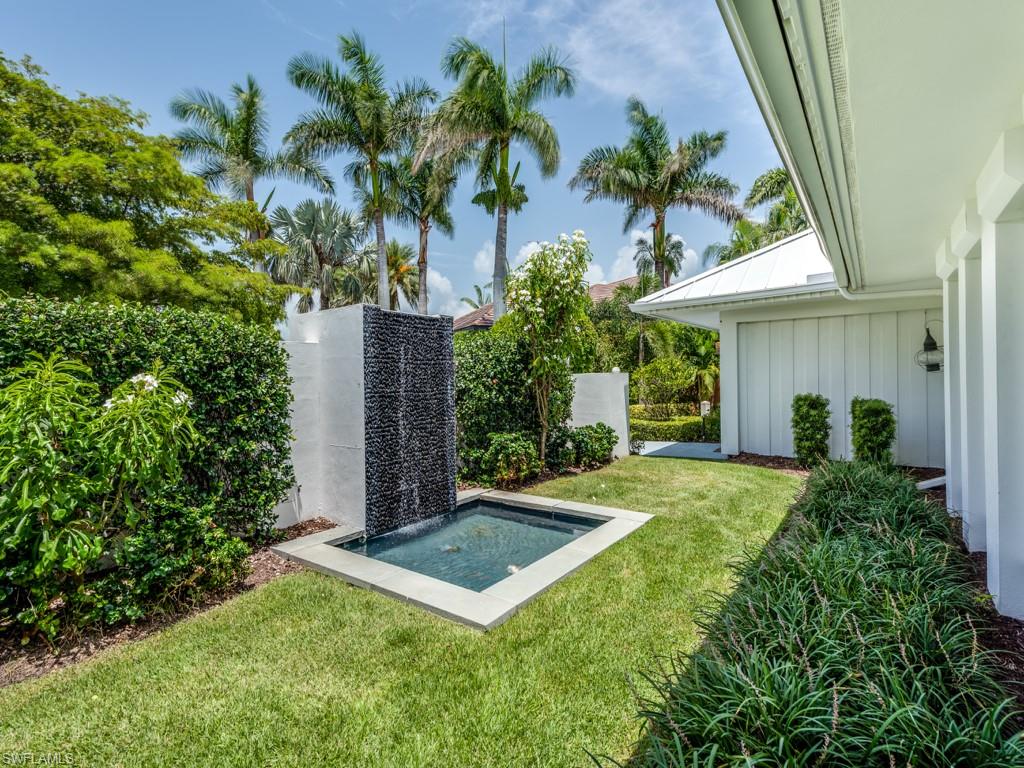 MARCO BEACH - Residential