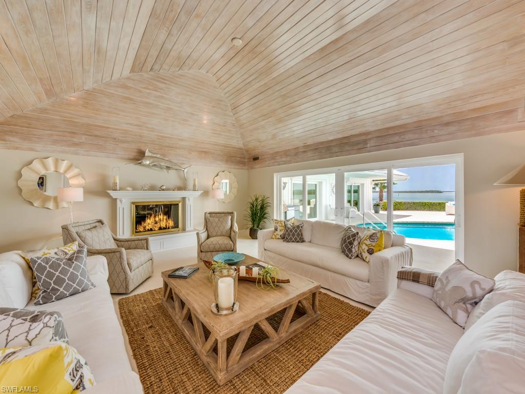 MARCO BEACH - Residential