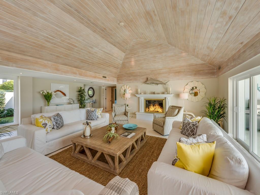 MARCO BEACH - Residential