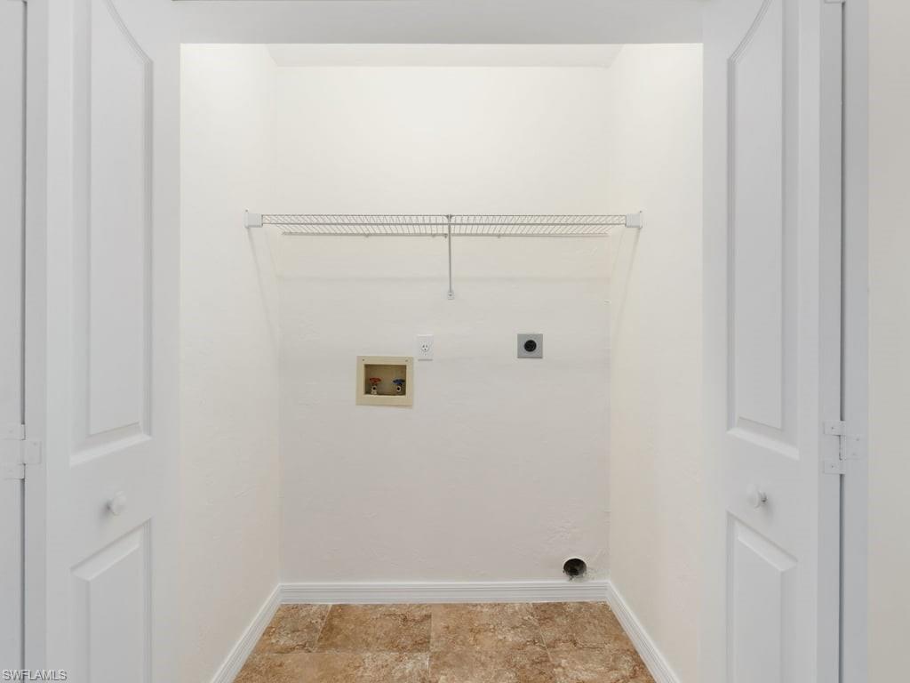 BISCAYNE - Residential