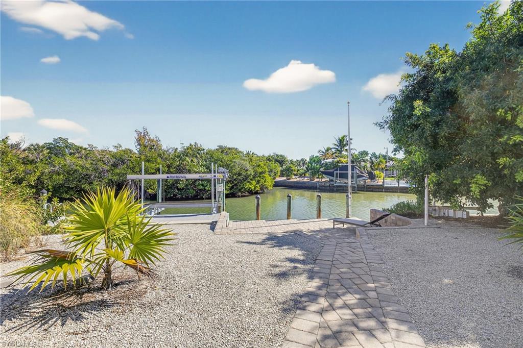 SHELL HARBOR - Residential